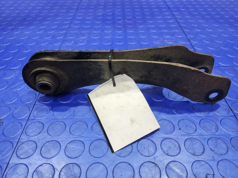 2017 Chrysler 200 Lower Control Arm Rr