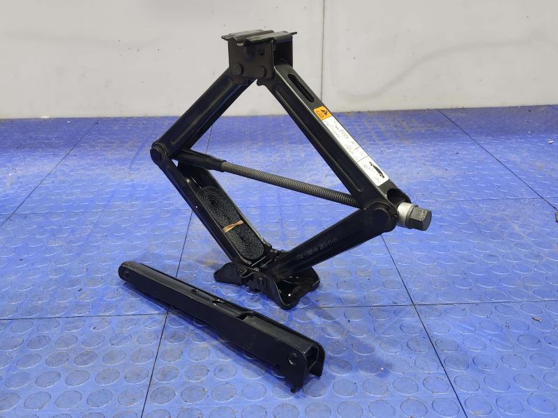 2016 Ford Edge Jack Assembly