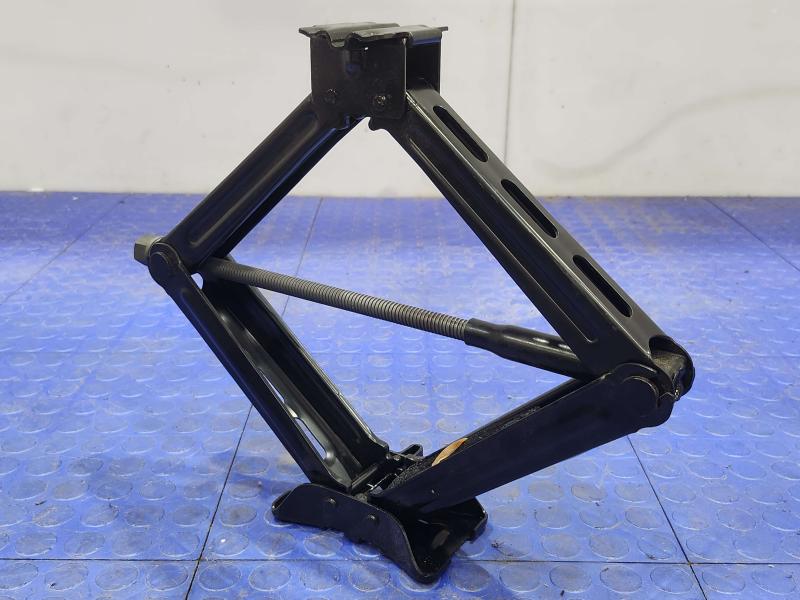 2016 Ford Edge Jack Assembly
