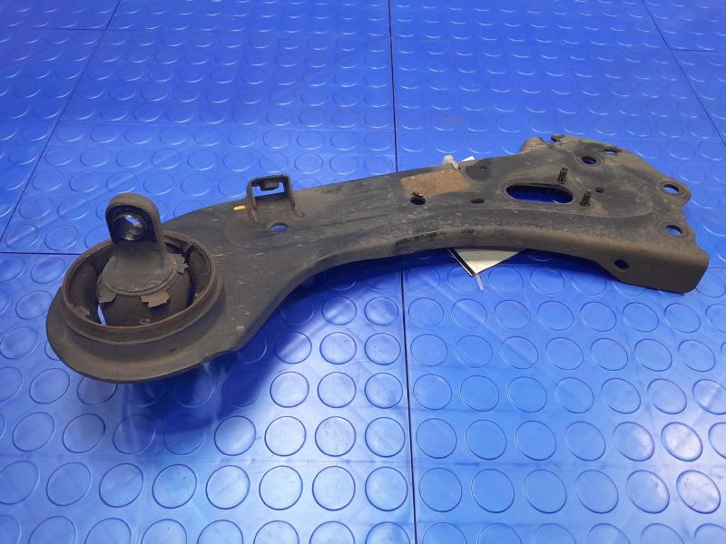 2020 Kia Optima Lower Control Arm Rr