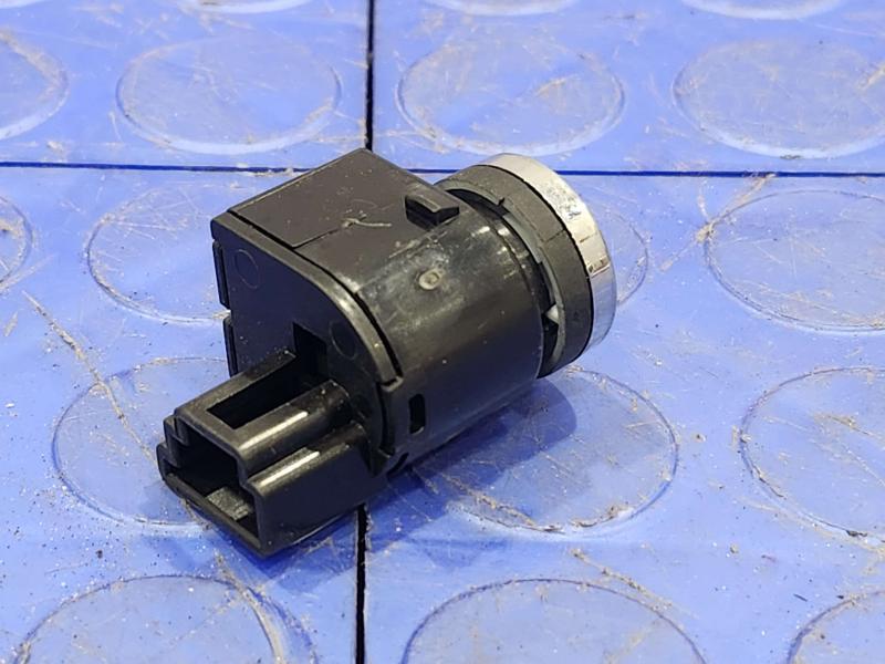 2014-2020 Jeep Grand Cherokee Fuel Door Control Switch Genuine OEM 68164107AA