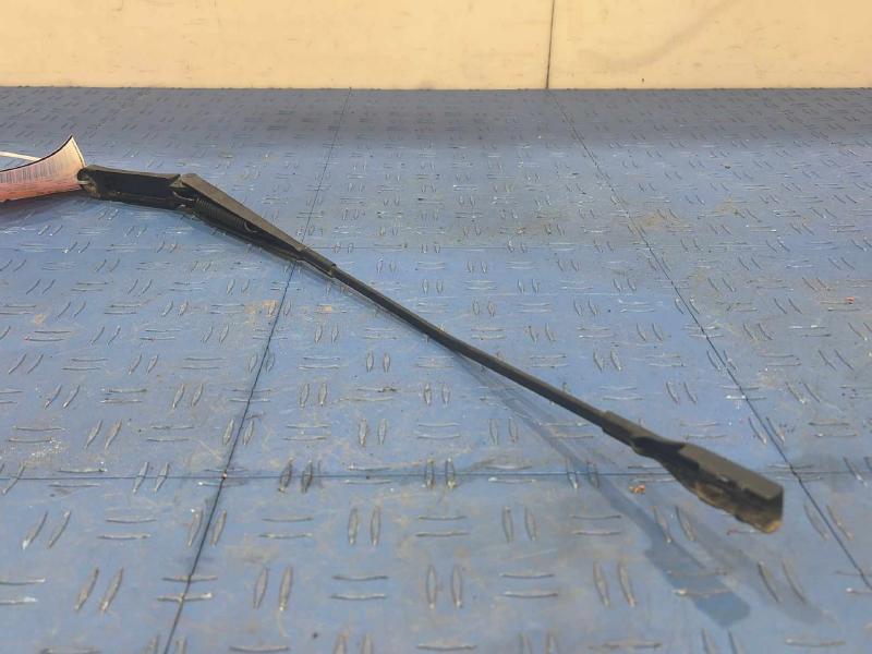 2015 Volkswagen Passat Wiper Arm