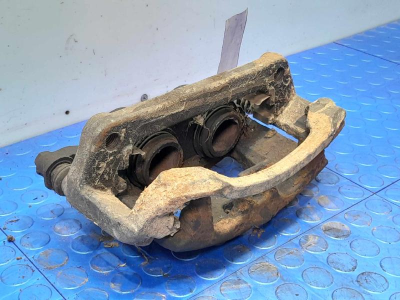 2013 Ford F-250 Super Duty Caliper