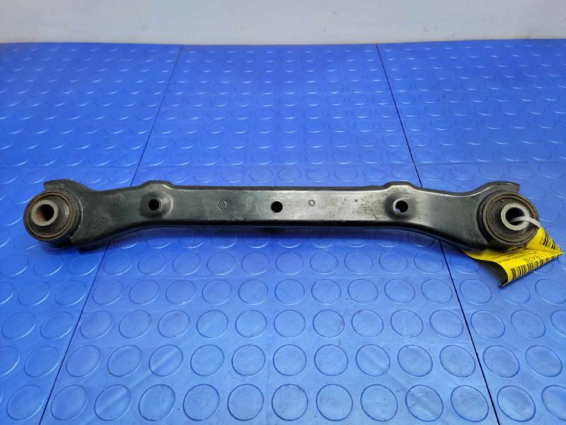 2013 Hyundai Santa Fe Upper Control Arm Rear