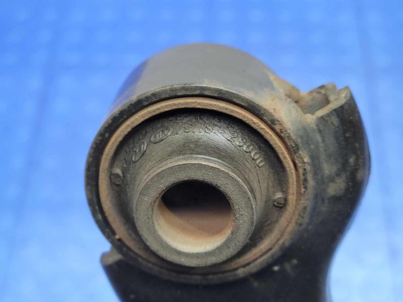 2013 Hyundai Santa Fe Upper Control Arm Rear