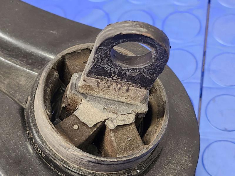 2014 Ford Focus Rear Knuckle/Stub Axle
