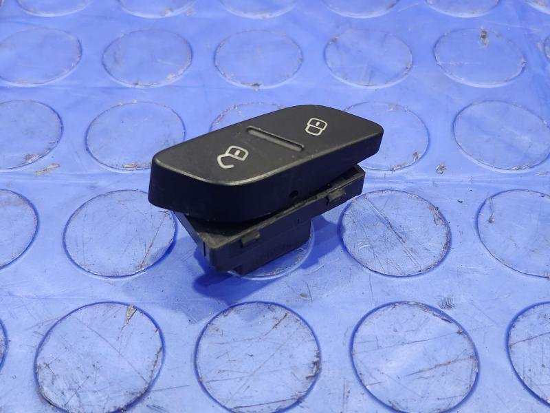 2016 Volkswagen Jetta Door Switch Front