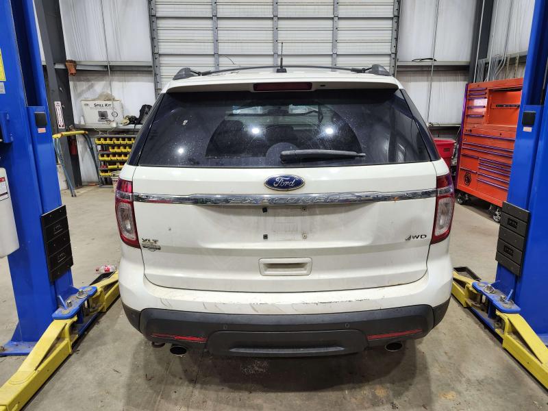 2012 Ford Explorer Wheel Opening Moulding