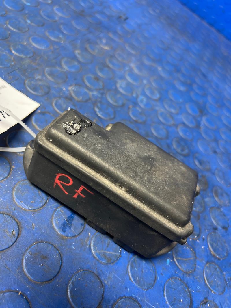 1997 Jaguar XK8 Engine Fuse Box