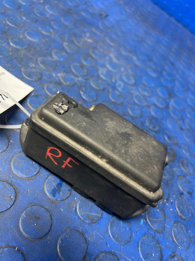 1997 Jaguar XK8 Engine Fuse Box