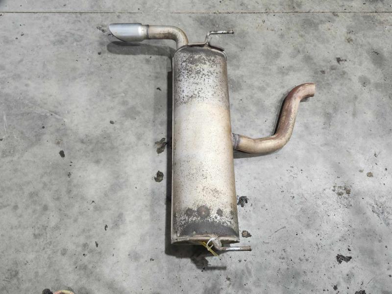 2014-2018 Jeep Cherokee 2.4L AWD Rear Exhaust Muffler Genuine OEM 68185867AI