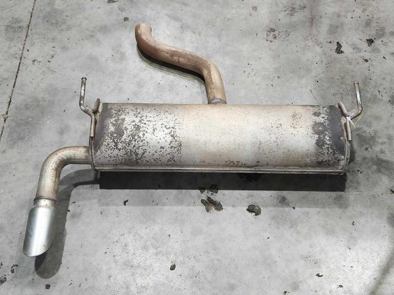 2014-2018 Jeep Cherokee 2.4L AWD Rear Exhaust Muffler Genuine OEM 68185867AI