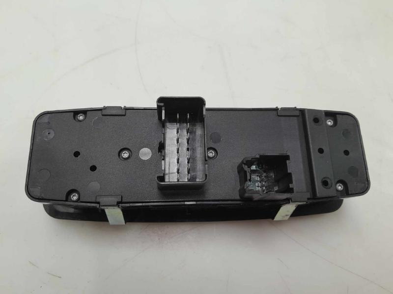 2014 Dodge Journey Door Switch Front