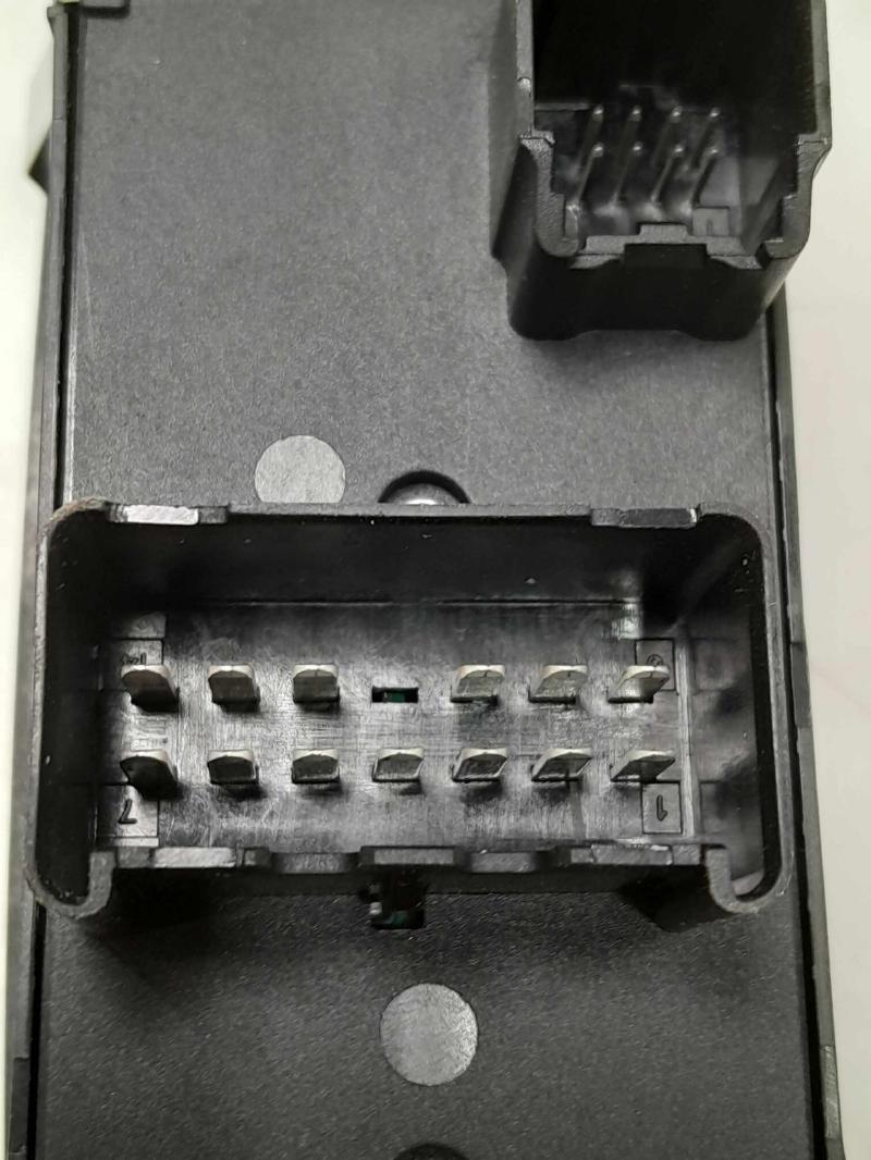 2014 Dodge Journey Door Switch Front