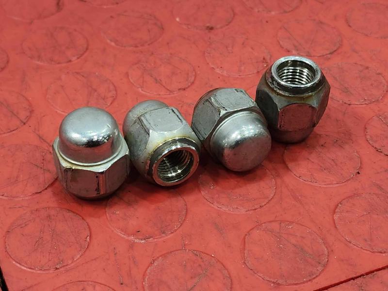 2020 Nissan Kicks Lug Nuts