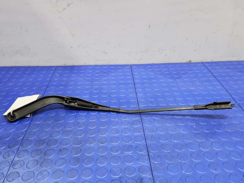 2008 BMW 128i Wiper Arm