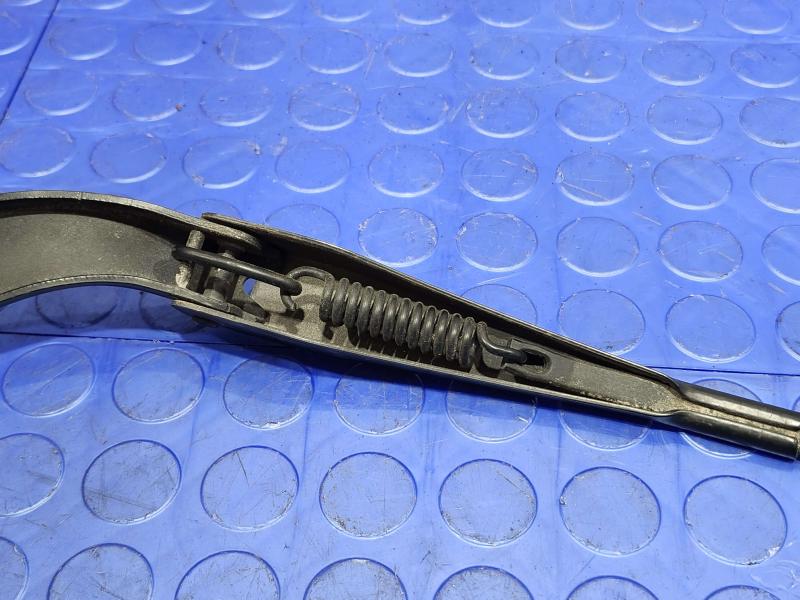 2008 BMW 128i Wiper Arm