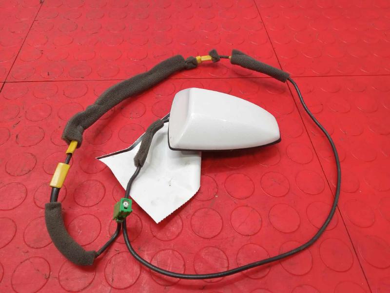 2020-2024 Nissan Sentra Radio Antenna Assembly White QAC Genuine OEM 282086LA2A