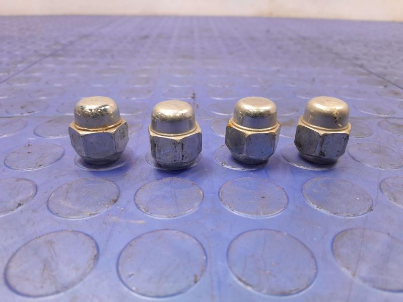 2020 Nissan Kicks Lug Nuts