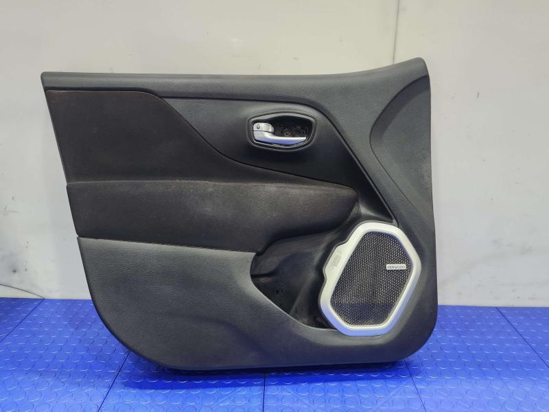 2020 Jeep Renegade Front Door Trim Panel
