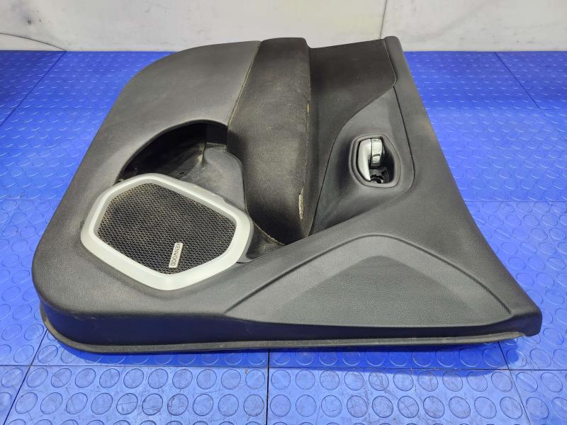 2020 Jeep Renegade Front Door Trim Panel