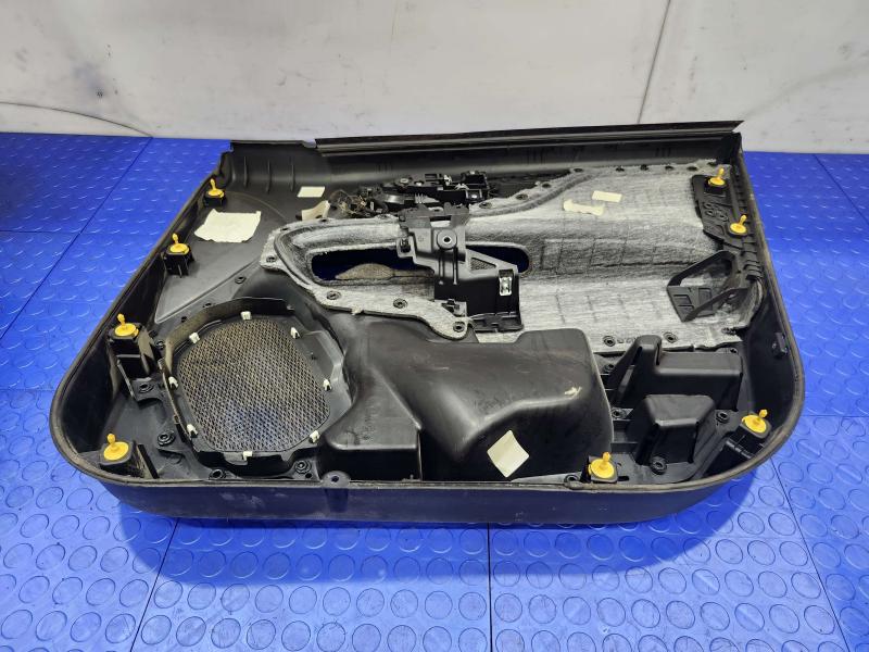 2020 Jeep Renegade Front Door Trim Panel