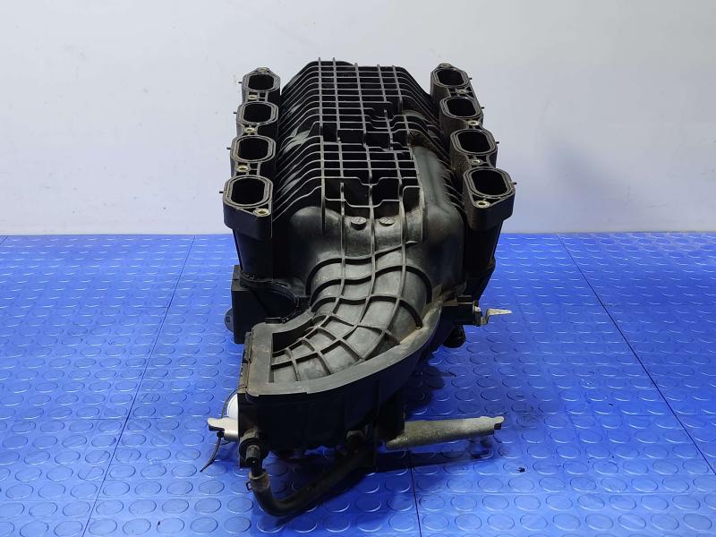 2011 Infiniti QX56 Intake Manifold