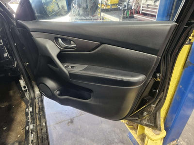 2016 Nissan Rogue Front Door Trim Panel