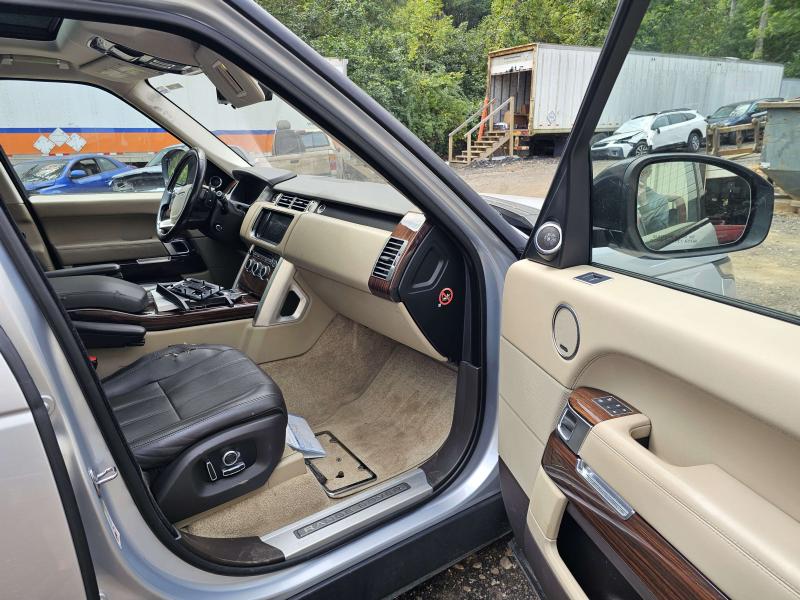 2016 Land Rover Range Rov Wheel