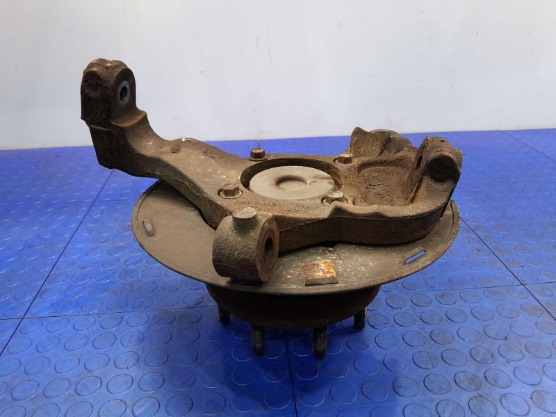 2007 GMC Savana 2500 Spindle Knuckle Front