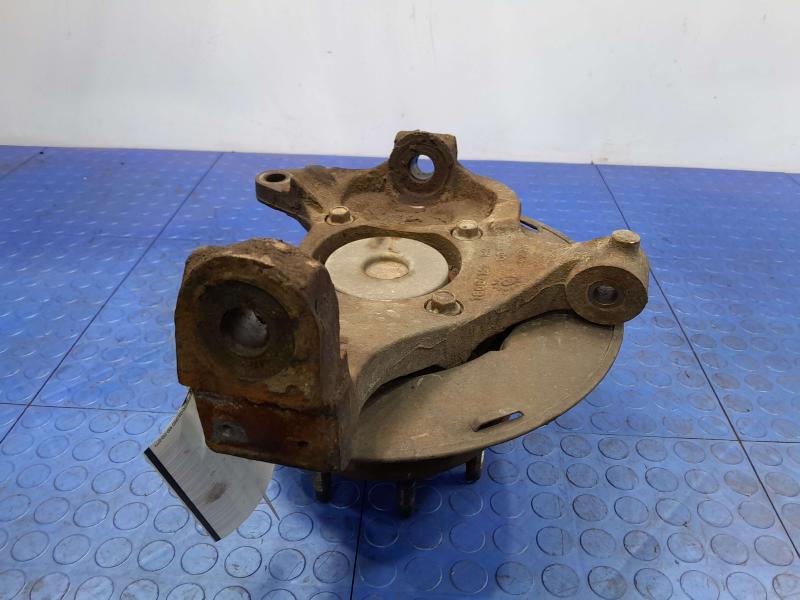 2007 GMC Savana 2500 Spindle Knuckle Front