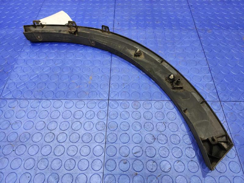 2020 Ford Transit 250 Wheel Opening Moulding