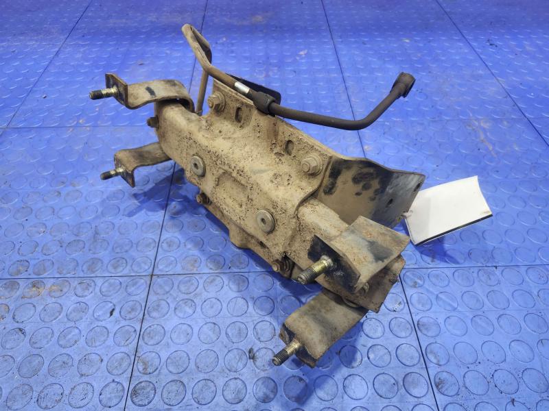1988-1993 Isuzu NPR 3.9L Diesel OEM Automatic Transmission Crossmember Support