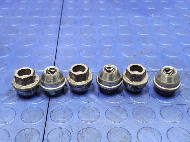 2011 Ford F-150 Lug Nuts