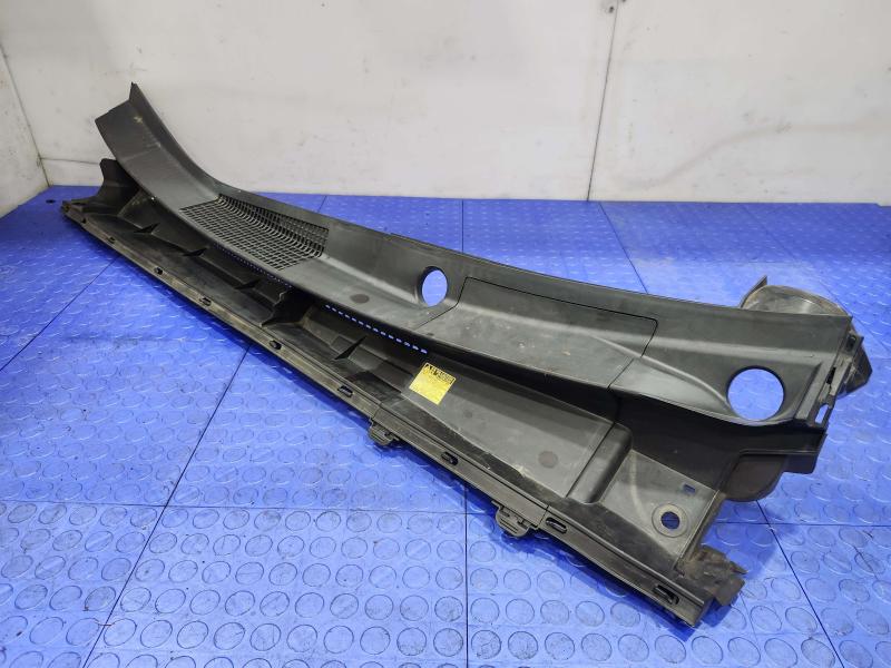2017 Toyota Prius Cowl