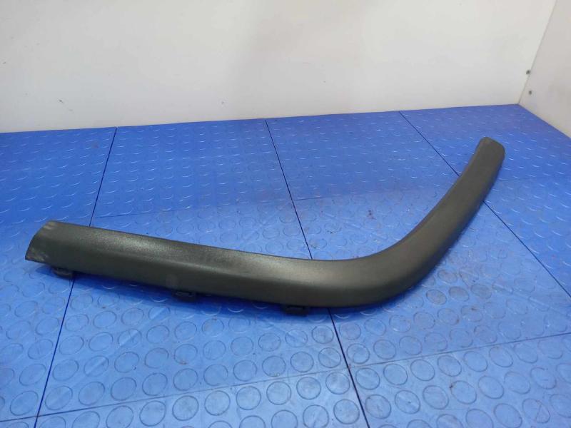 2012 Jeep Grand Cherokee Wheel Opening Moulding