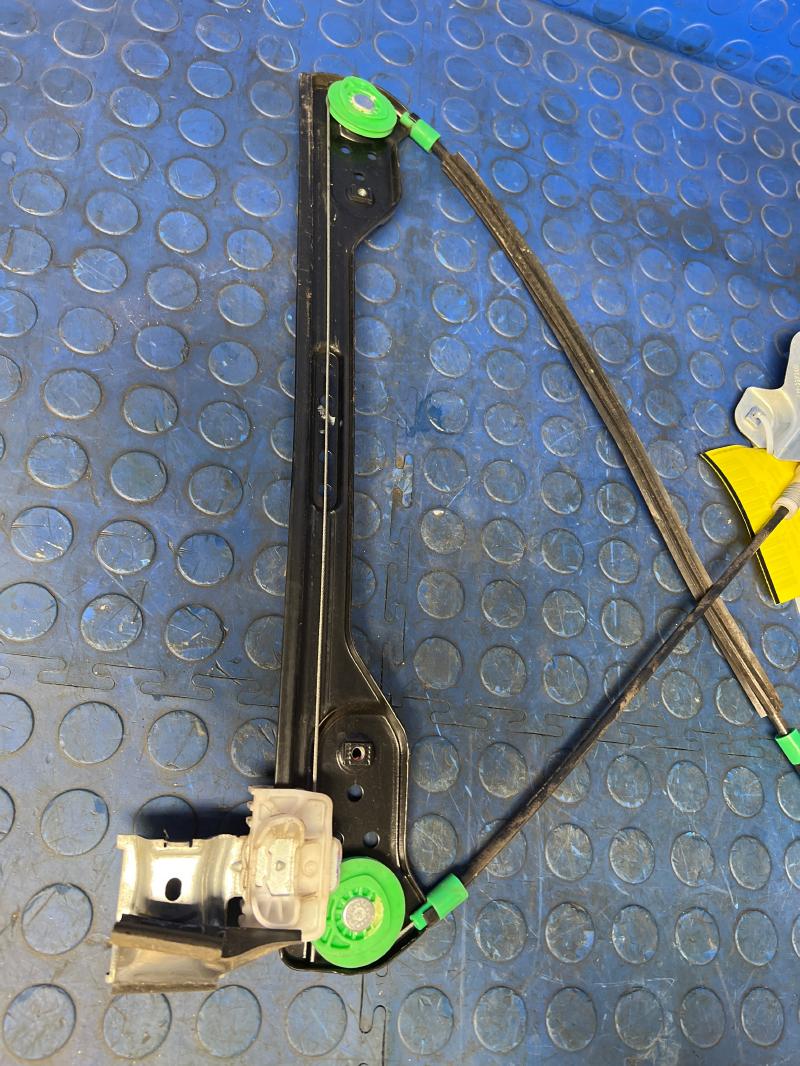 2005 - 2010 Dodge Charger Front Window Regulator w/ Motor OEM 05065471AF,LH