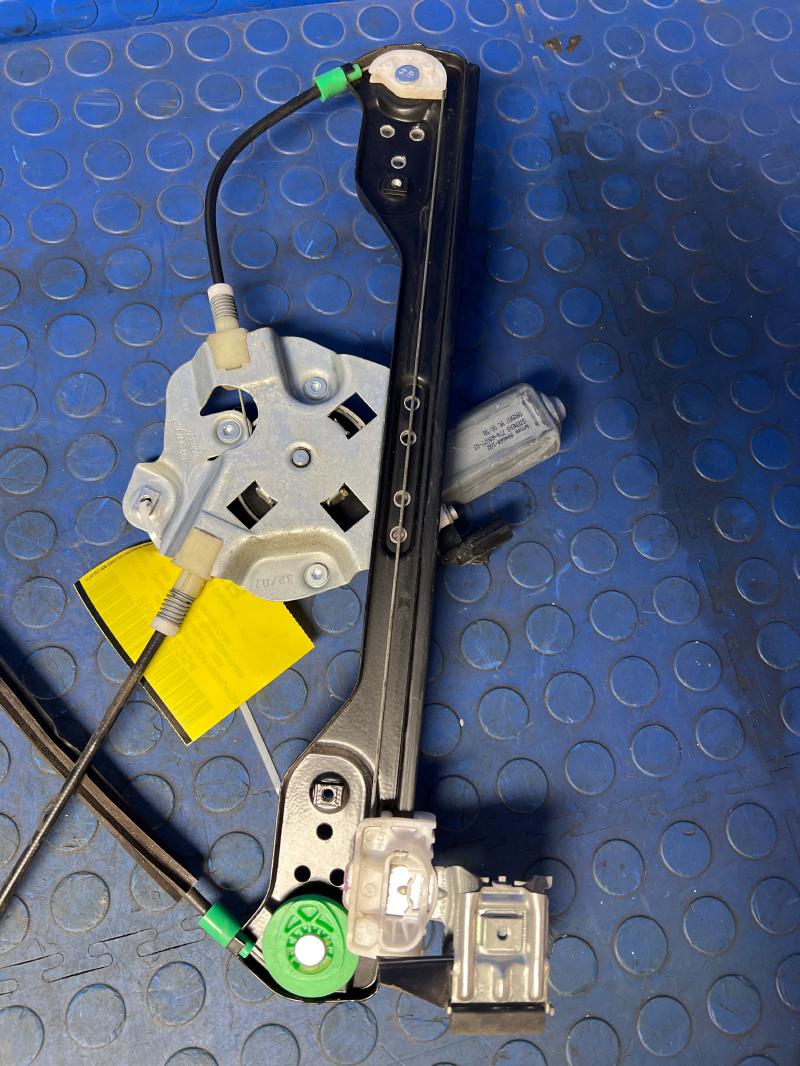 2005 - 2010 Dodge Charger Front Window Regulator w/ Motor OEM 05065471AF,LH