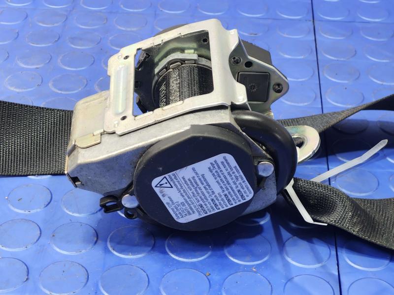 2006 Mercedes CLS-Class Front Seat Belt
