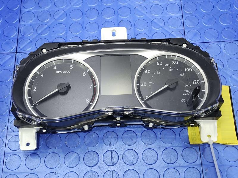 2025 Nissan Versa Speedometer