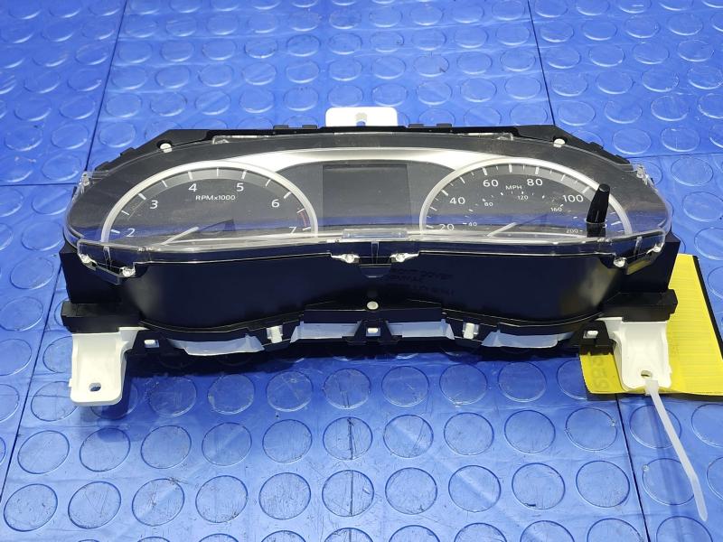 2025 Nissan Versa Speedometer