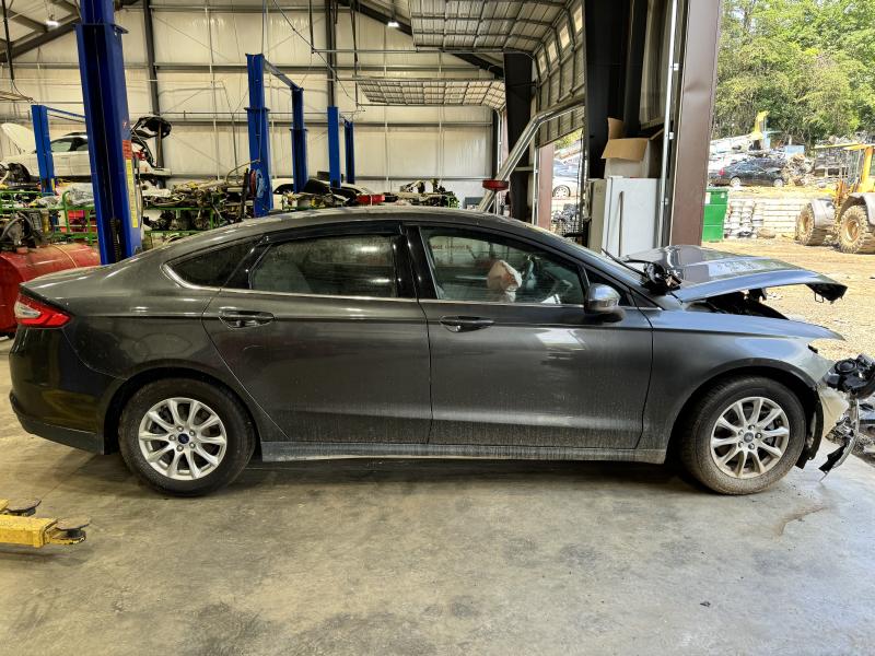 2015 Ford Fusion Center Pillar