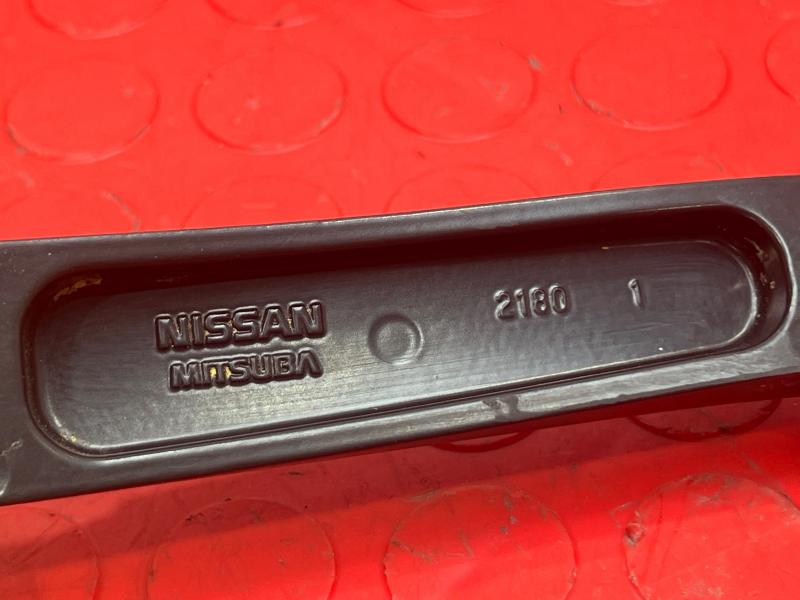 2011 Infiniti QX56 Wiper Arm