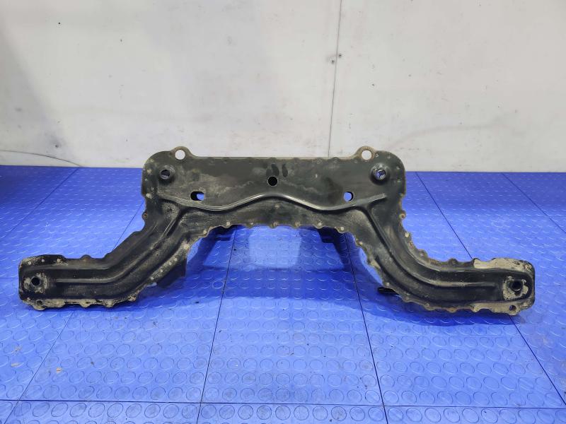 2012 Ford Escape Crossmember/Cradle/Undercarria