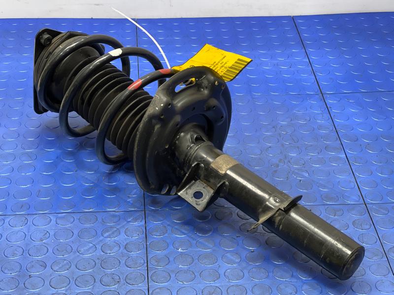 2020 Nissan Altima Strut Assembly