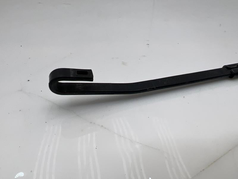 2014 - 2017 Mazda 6 Windshield Wiper Arm RH Passenger Side OEM GHR167321