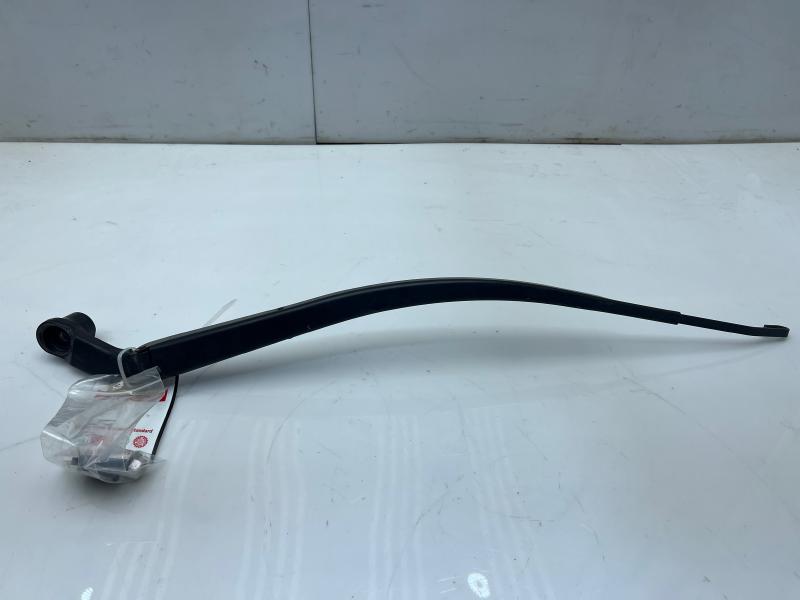 2014 - 2017 Mazda 6 Windshield Wiper Arm RH Passenger Side OEM GHR167321