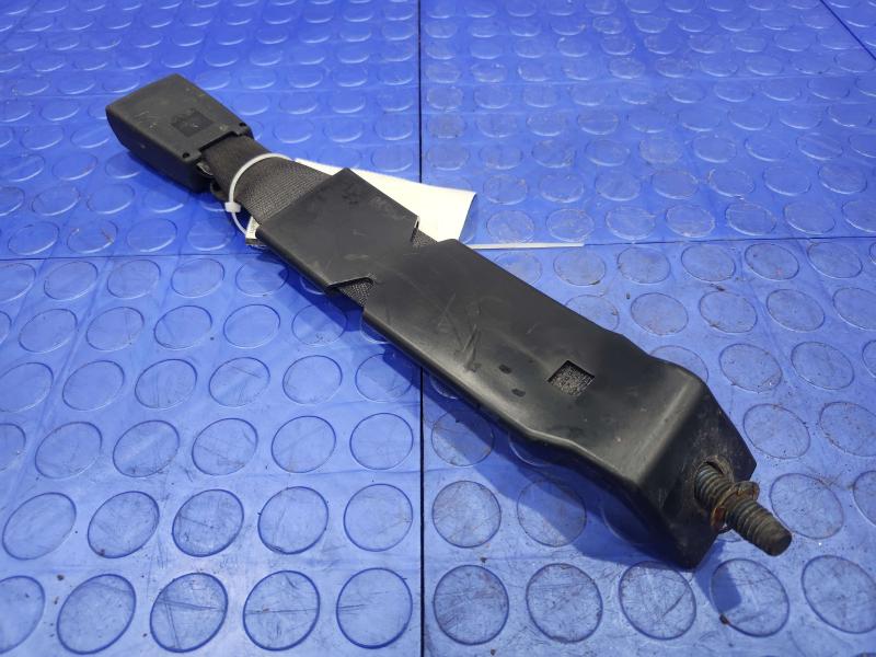 2010 Dodge Ram 1500 Rear Seat Belt