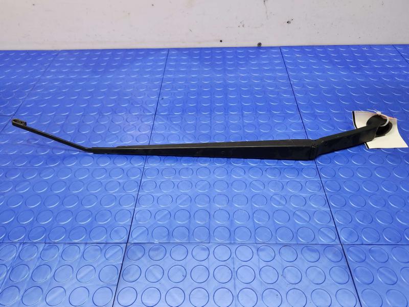 2014 Subaru Forester Wiper Arm