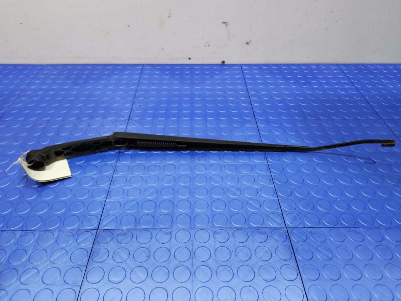 2014 Subaru Forester Wiper Arm